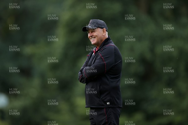 051023 - Wales Rugby Training in the week leading up to their final Rugby World Cup pool game against Georgia - Head Coach Warren Gatland during training