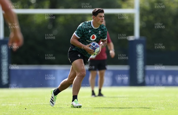 051023 - Wales Rugby Training in the week leading up to their final Rugby World Cup pool game against Georgia - Louis Rees-Zammit during training