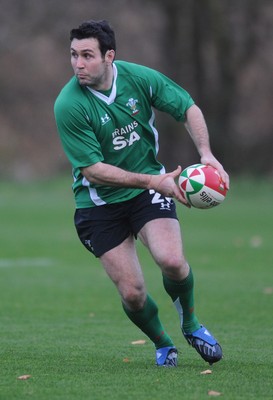 05.11.09 - Wales Rugby Training - Stephen Jones during training. 