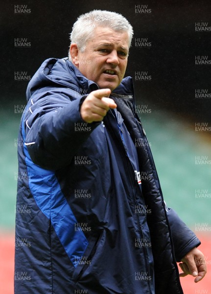 05.11.10 -Wales Rugby Captains Run - Head coach Warren Gatland during training. 