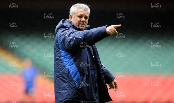 05.11.10 -Wales Rugby Captains Run - Head coach Warren Gatland during training. 