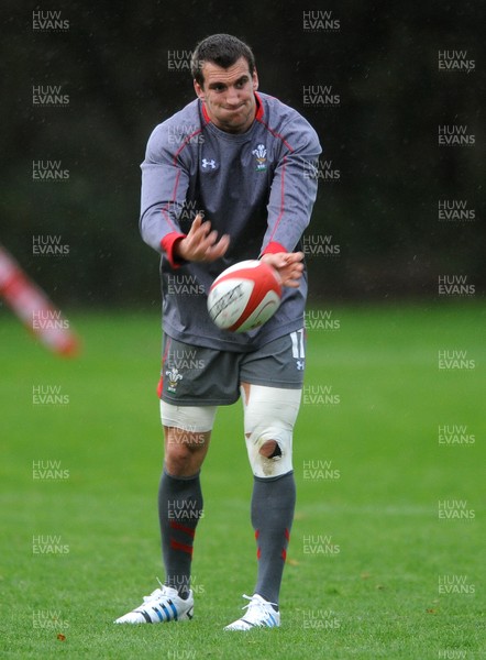 051113 - Wales Rugby Training - Sam Warburton during training