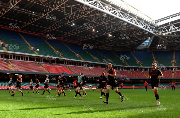 051121 - Wales Rugby Training - Players warm up during training