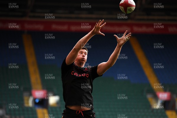 051121 - Wales Rugby Training - Adam Beard during training