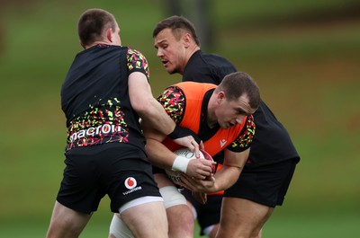 051125 - Wales Rugby Training in the week leading up to their first Quilter Autumn Nations Series against Argentina - Morgan Morse during training