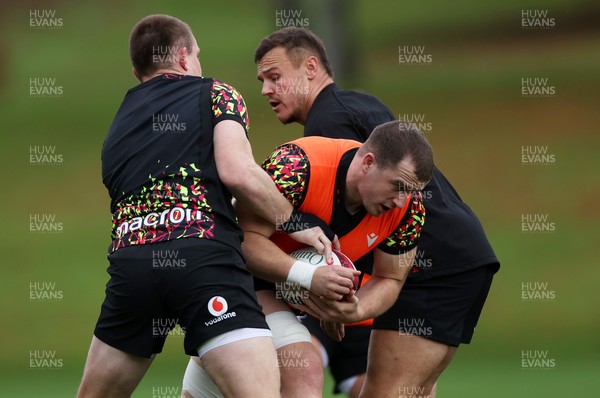 051125 - Wales Rugby Training in the week leading up to their first Quilter Autumn Nations Series against Argentina - Morgan Morse during training