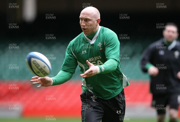 06.02.09 - Wales Rugby Training - Tom Shanklin during training 