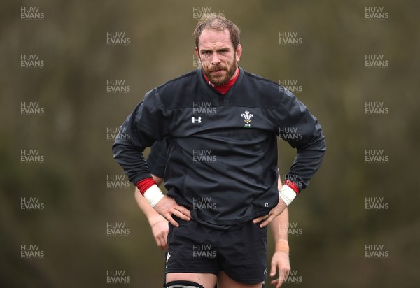 060218 - Wales Rugby Training - Alun Wyn Jones during training