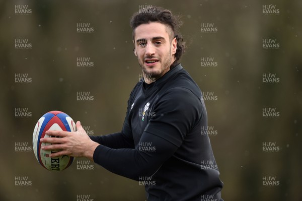060218 - Wales Rugby Training - Josh Navidi during training