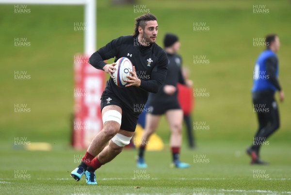 060218 - Wales Rugby Training - Josh Navidi during training