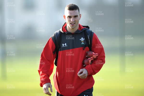 060220 - Wales Rugby Training - George North during training