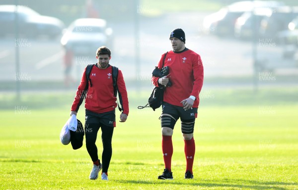 060220 - Wales Rugby Training - Leigh Halfpenny and Alun Wyn Jones during training