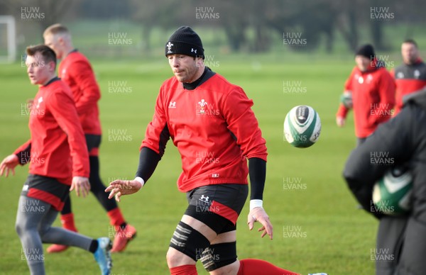 060220 - Wales Rugby Training - Alun Wyn Jones during training