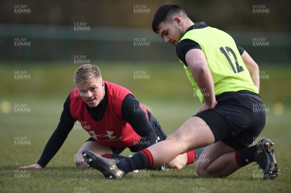 060318 - Wales Rugby Training - Gareth Anscombe during training