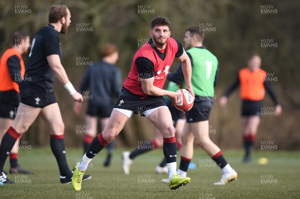 060318 - Wales Rugby Training - Owen Williams during training
