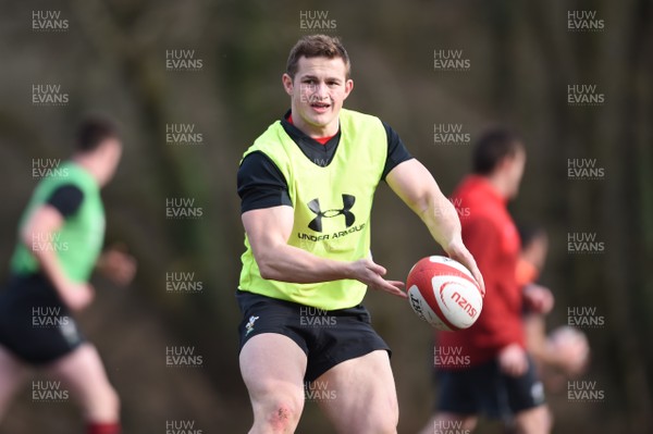 060318 - Wales Rugby Training - Hallam Amos during training