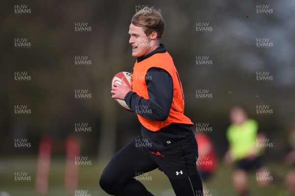 060318 - Wales Rugby Training - Aled Davies during training