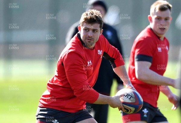 060320 - Wales Rugby Training - Leigh Halfpenny during training