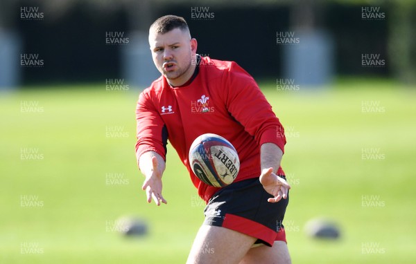 060320 - Wales Rugby Training - Rob Evans during training