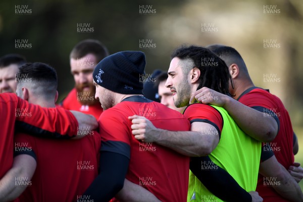060320 - Wales Rugby Training - Josh Navidi during training