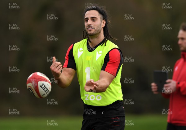 060322 - Wales Rugby Training - Josh Navidi during training