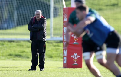 060324 - Wales Rugby Training in the week leading up to their 6 Nations game with France - Warren Gatland, Head Coach during training