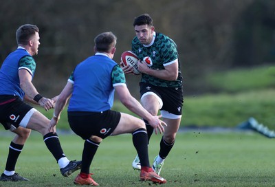 060324 - Wales Rugby Training in the week leading up to their 6 Nations game with France - Owen Watkin during training