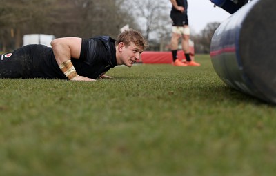 060325 - Wales Rugby Training ahead of their 6 Nations games against Scotland on the weekend - Jac Morgan during training