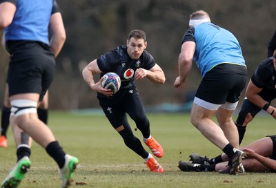 060325 - Wales Rugby Training ahead of their 6 Nations games against Scotland on the weekend - Tomos Williams during training