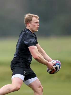 060325 - Wales Rugby Training ahead of their 6 Nations games against Scotland on the weekend - Blair Murray during training