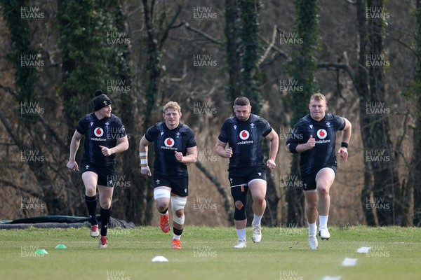 060325 - Wales Rugby Training ahead of their 6 Nations games against Scotland on the weekend - Nick Tompkins, Jac Morgan, Gareth Thomas and Dewi Lake during training