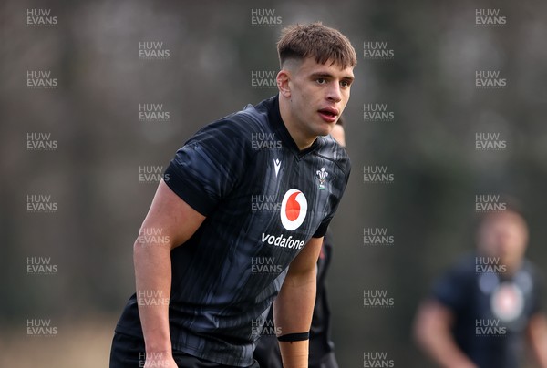 060325 - Wales Rugby Training ahead of their 6 Nations games against Scotland on the weekend - Dafydd Jenkins during training