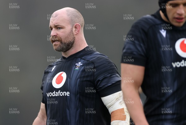 060325 - Wales Rugby Training ahead of their 6 Nations games against Scotland on the weekend - WillGriff John during training