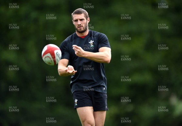 060719 - Wales Rugby Training - Jonah Holmes during training