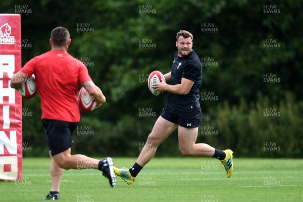 060719 - Wales Rugby Training - Owen Lane during training