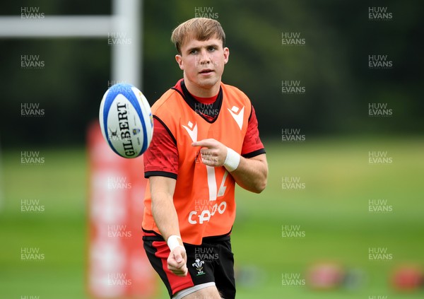 060721 - Wales Rugby Training - Ioan Lloyd during training