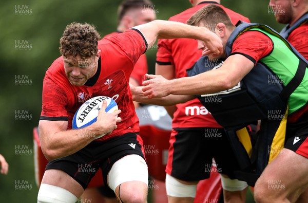 060721 - Wales Rugby Training - Will Rowlands during training