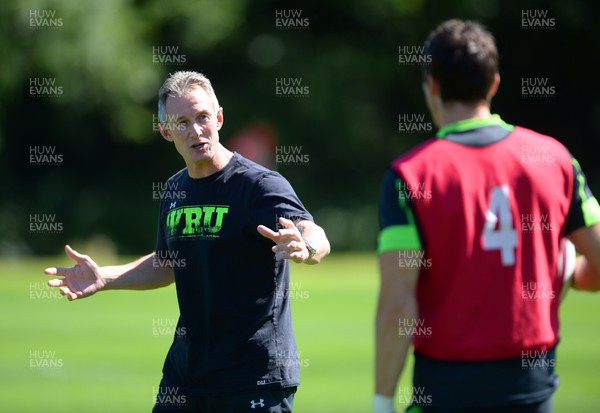 060815 - Wales Rugby Training -Rob Howley talks to James Hook during training