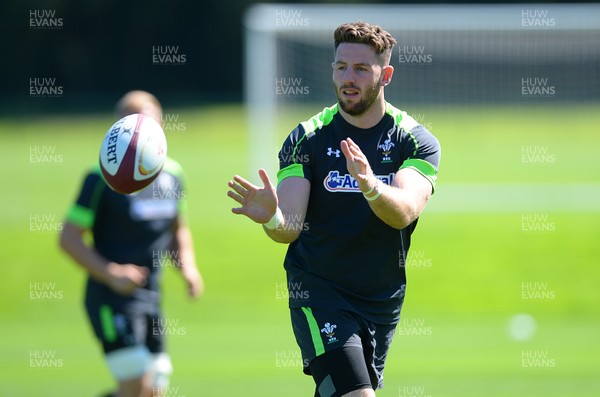 060815 - Wales Rugby Training -Alex Cuthbert during training