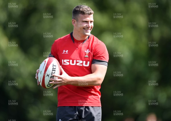 060819 - Wales Rugby Training - Scott Williams during training