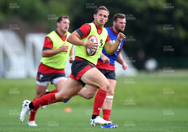 060819 - Wales Rugby Training - Hallam Amos during training