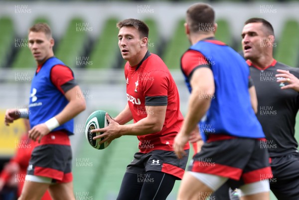 060919 - Wales Rugby Training - Josh Adams during training