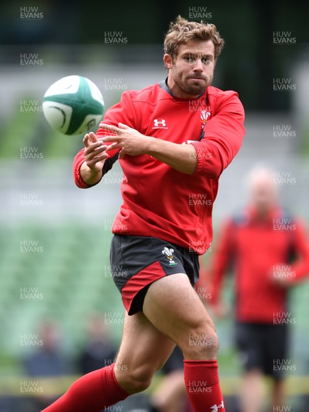 060919 - Wales Rugby Training - Leigh Halfpenny during training