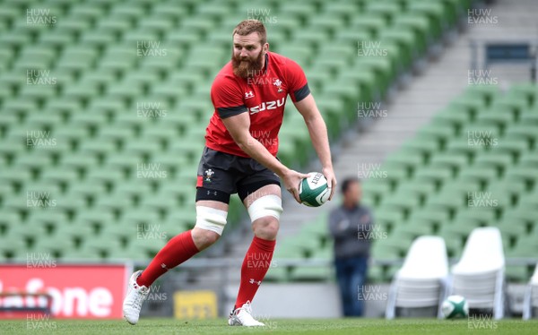 060919 - Wales Rugby Training - Jake Ball during training