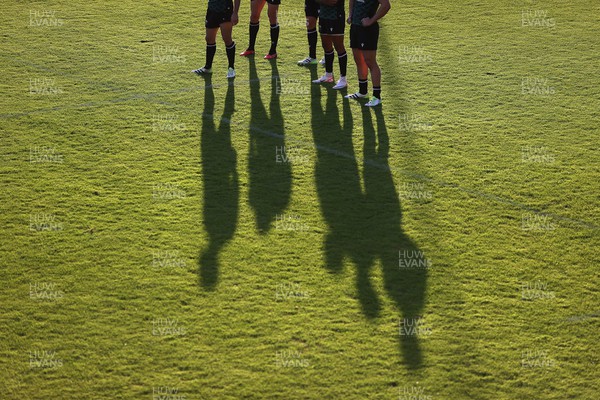 060923 - Wales Rugby Training in Versailles ahead of their opening Rugby World Cup game this weekend - Players in the evening sunlight