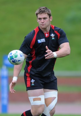 06.10.11 - Wales Rugby Training - Dan Lydaite during training. 