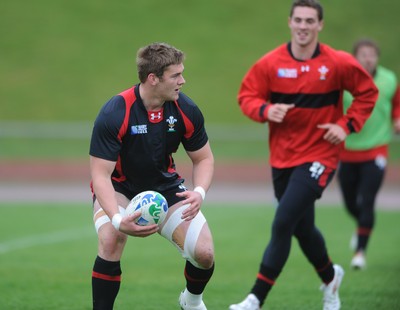 06.10.11 - Wales Rugby Training - Dan Lydiate during training. 