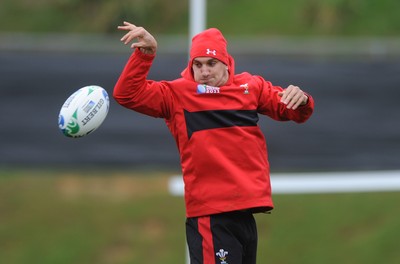 06.10.11 - Wales Rugby Training - Sam Warburton during training. 