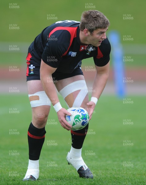 06.10.11 - Wales Rugby Training - Dan Lydiate during training. 