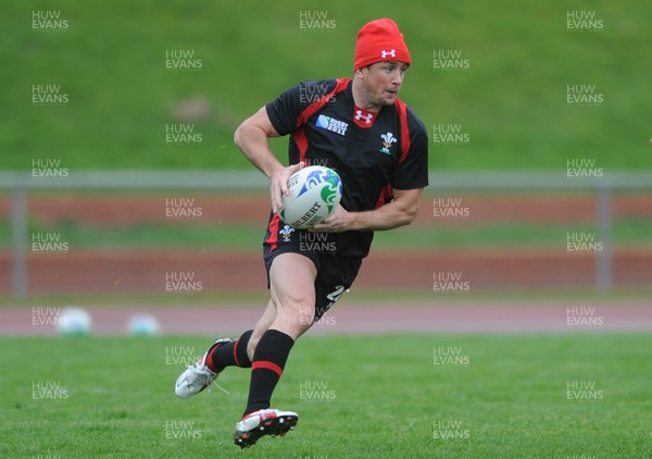 06.10.11 - Wales Rugby Training - Shane Williams during training. 
